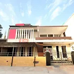 Oyo 5026 Preet Hotel