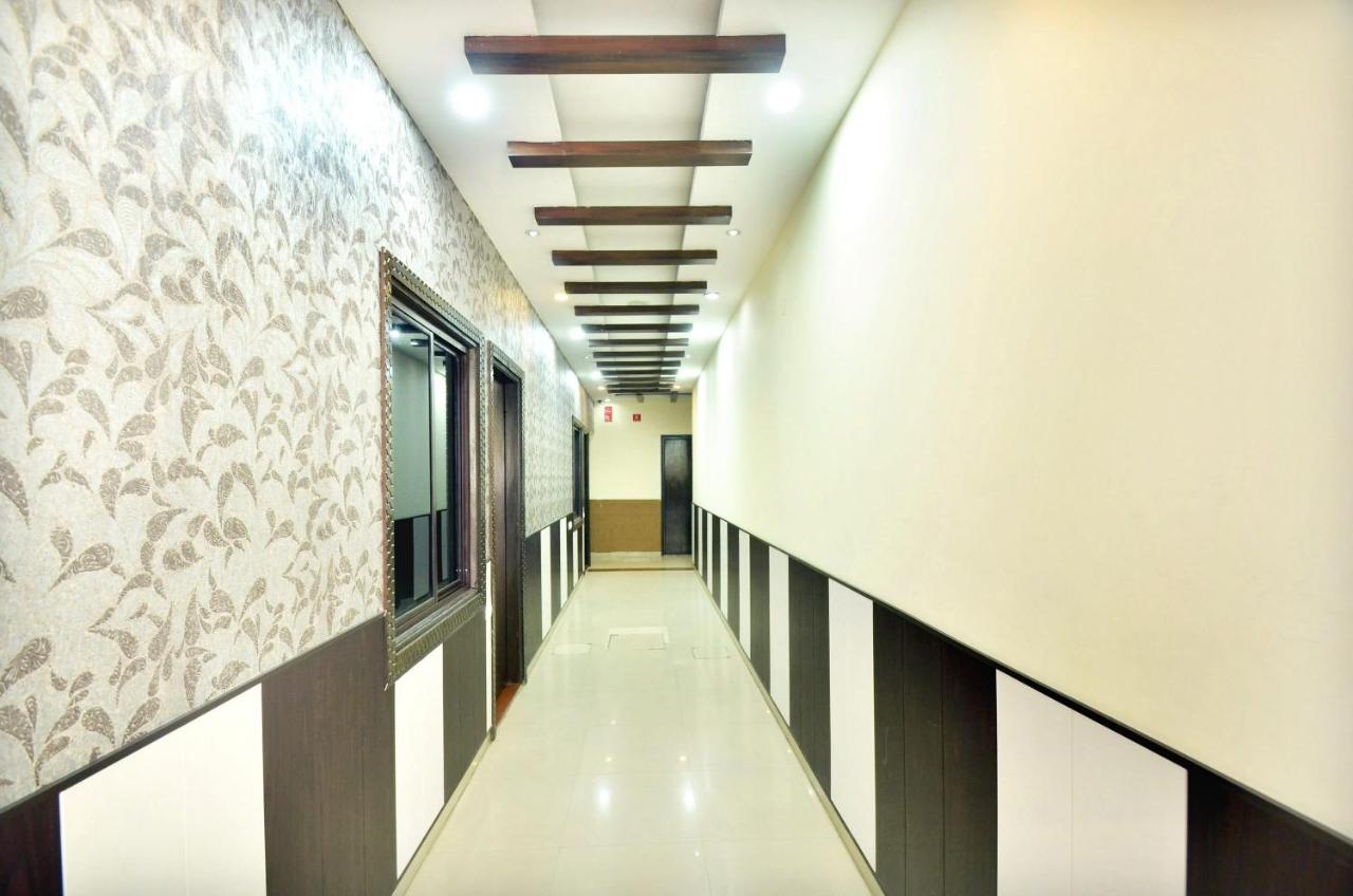 Oyo 5026 Preet Hotel Chandigarh
